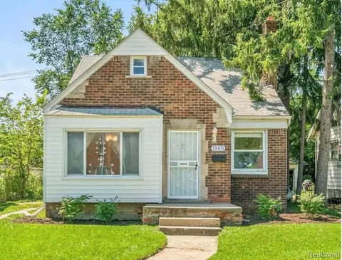 15471 Saint Marys St, Detroit, MI 48227