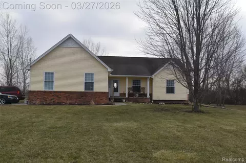 6619 Fisher Rd, Grant, MI 48032