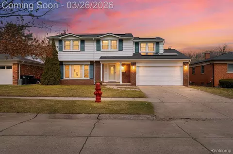 33038 Oakley St, Livonia, MI 48154