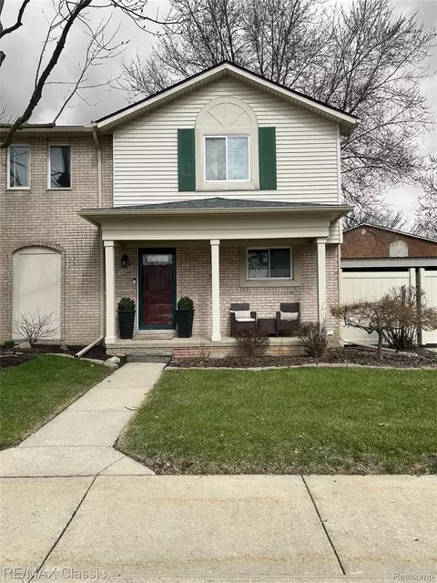 1987 E Franklin Dr #65, Canton, MI 48187