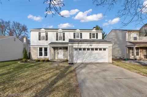 569 Worthington Rd, Canton, MI 48188