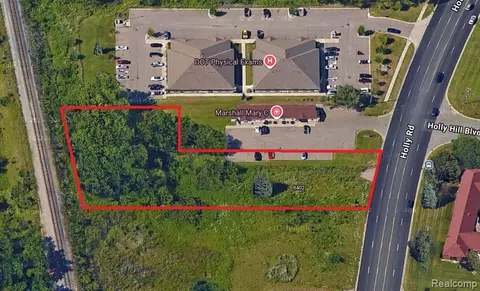 8402 Holly Rd, Grand Blanc, MI 48439