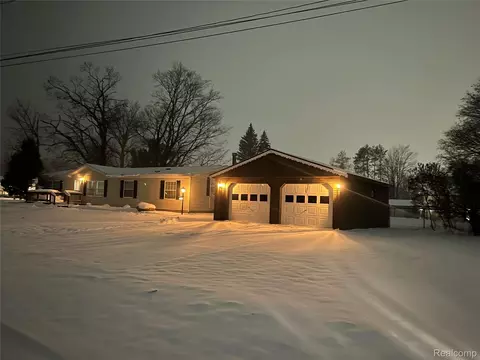 222 Chestnut St NE, Kalkaska, MI 49646