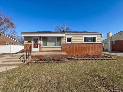 1166 Zephyr St, Ypsilanti, MI 48198