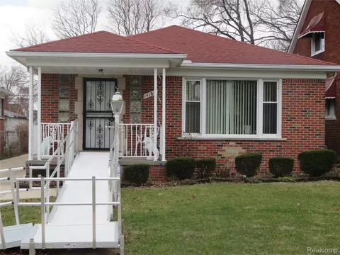14184 Rossini Dr, Detroit, MI 48205
