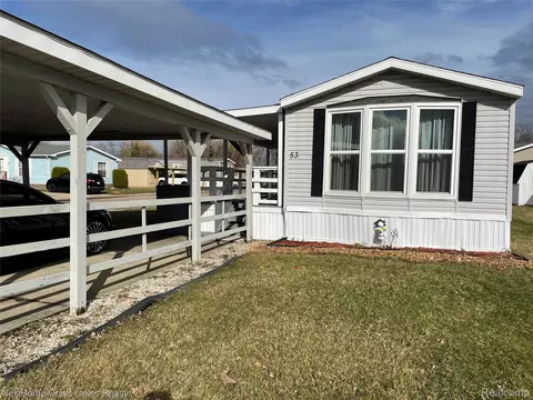 53 Bilwa Trail Trl, Swartz Creek, MI 48473