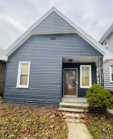 42 E Henry St, River Rouge, MI 48218