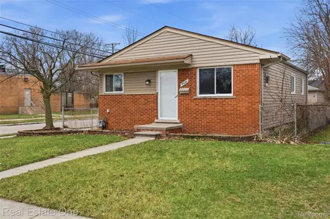 5416 Jackson St, Dearborn Heights, MI 48125