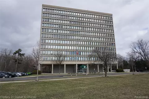 22700 Garrison St #908, Dearborn, MI 48124