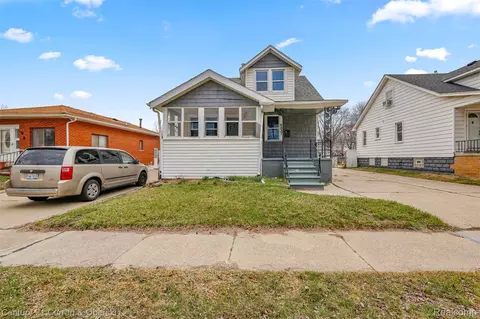 6837 Braun, Center Line, MI 48015
