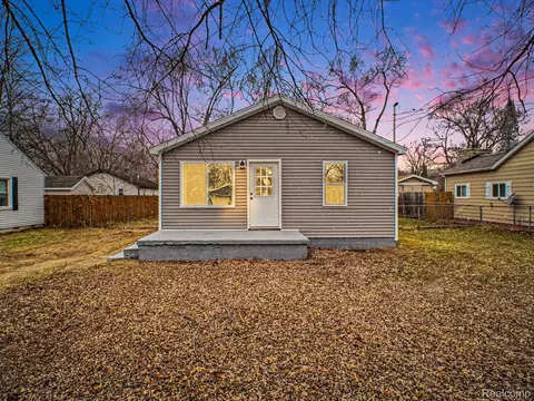 259 N Genesee St, Montrose, MI 48457