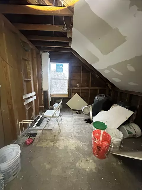 Bath - 4816 Glenn Ave, Flint, MI 48505 photo 1 of 1
