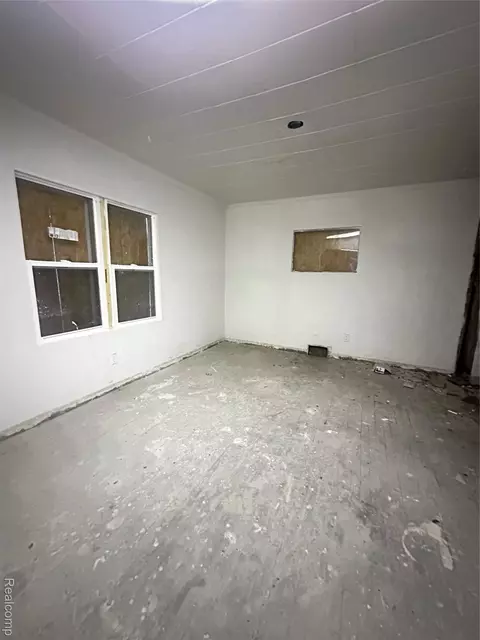 Other - 4816 Glenn Ave, Flint, MI 48505 photo 4 of 10