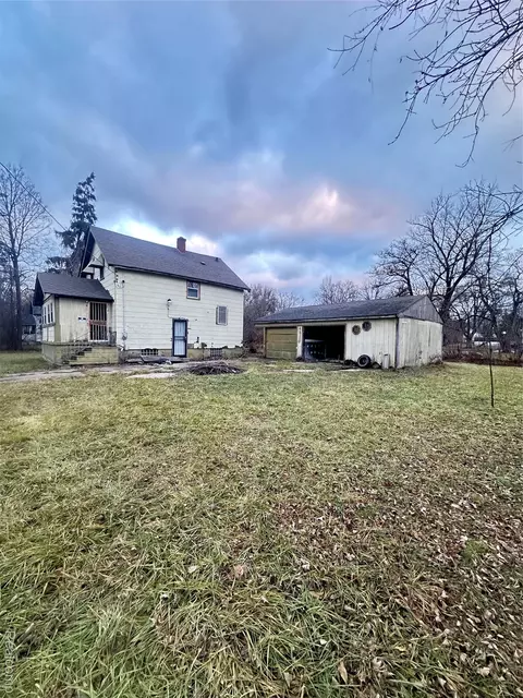 4816 Glenn Ave, Flint, MI 48505