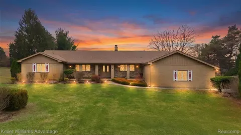 7670 7 Mile Rd, Northville, MI 48167