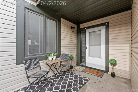 1146 Concord Ct #43, Northville, MI 48167