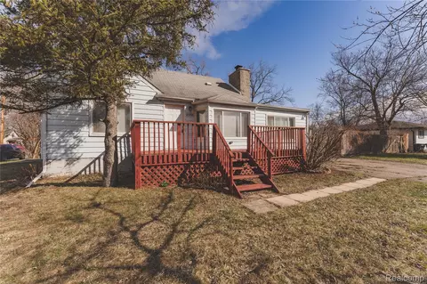 31756 Palmer Rd, Westland, MI 48186