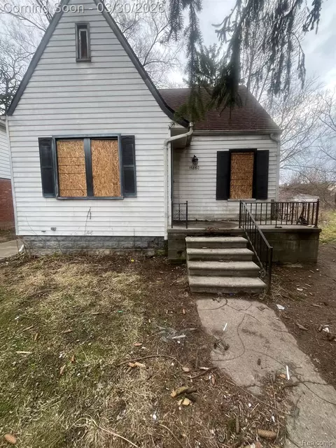 15860 Pierson St, Detroit, MI 48223