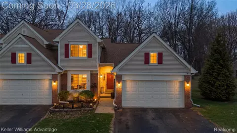 6487 Sheppard Dr, Westland, MI 48185