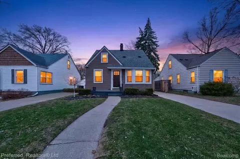 1403 N Altadena Ave, Royal Oak, MI 48067