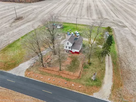 1102 Wellsville Hwy, Palmyra, MI 49268