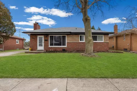 35324 Weideman St, Clinton Township, MI 48035