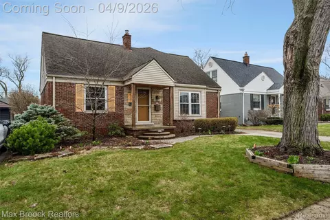 4321 Robinwood Ave, Royal Oak, MI 48073