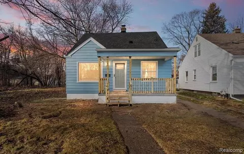 19711 Chapel St, Detroit, MI 48219