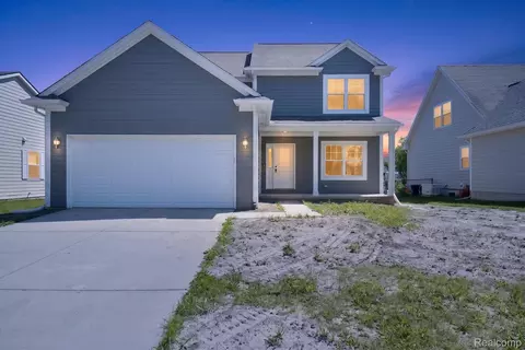 8760 Barrington, Superior, MI 48198