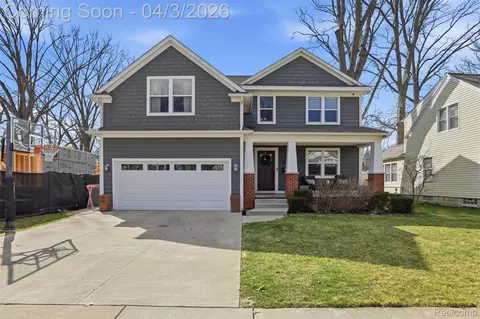 1033 N Maple Ave, Royal Oak, MI 48067