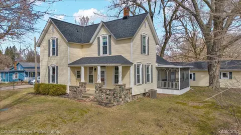 205 S Lake Pleasant Rd, Attica, MI 48412