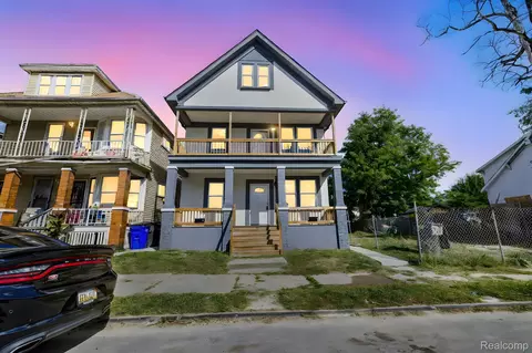 5228 Elmer St, Detroit, MI 48210