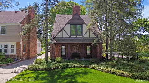 939 S Highland St, Dearborn, MI 48124