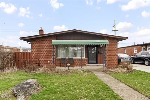 30124 Garry Ave, Madison Heights, MI 48071