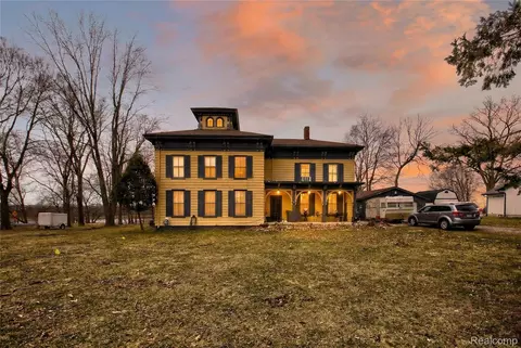 4466 Mill St, Columbiaville, MI 48421