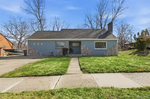 297 Starr Ave, Pontiac, MI 48341