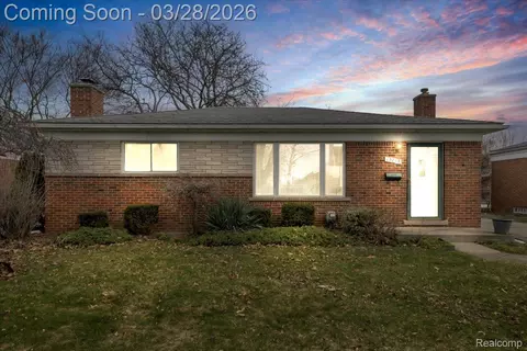 13015 Walter Ave, Warren, MI 48088