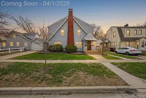 707 Harrison St, Monroe, MI 48161