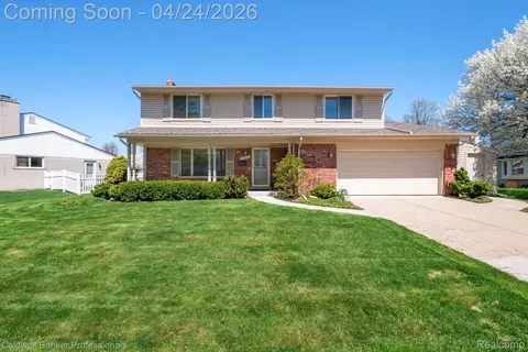35624 Oakdale St, Livonia, MI 48154