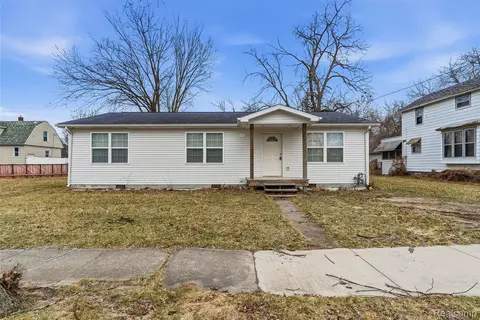 137 S Andre St, Saginaw, MI 48602