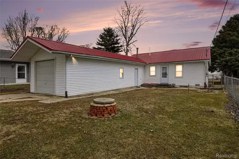3948 Ferdinand Dr, Rubicon, MI 48468
