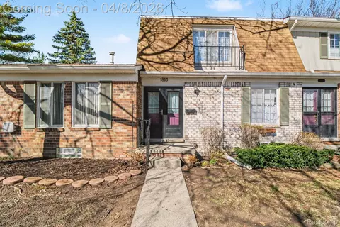 1813 Wickham St, Royal Oak, MI 48073