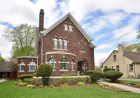 14127 Woodmont Ave, Detroit, MI 48227