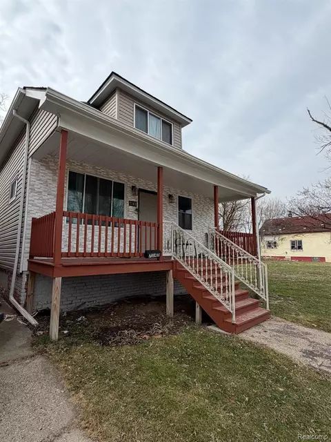 7145 Holmes St, Detroit, MI 48210