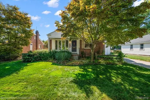 4109 Berkshire Rd, Royal Oak, MI 48073