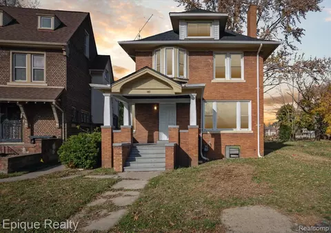 64 Glendale St, Highland Park, MI 48203