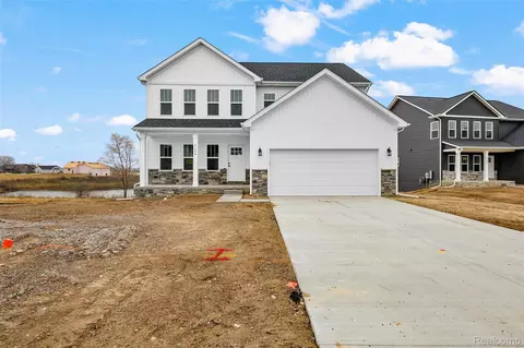 1154 Brendan Bay Dr, Grand Blanc, MI 48439