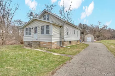 3424 N Irish Rd, Richfield, MI 48423