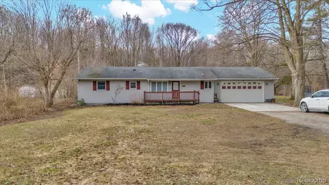 6865 Abbottsford Rd, Clyde, MI 48049