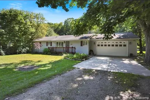 6865 Abbottsford Rd, Clyde, MI 48049